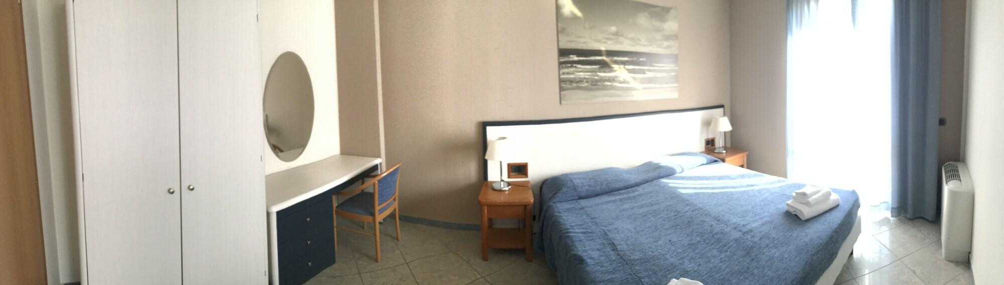 Continental Resort Tirrenia Buitenkant foto