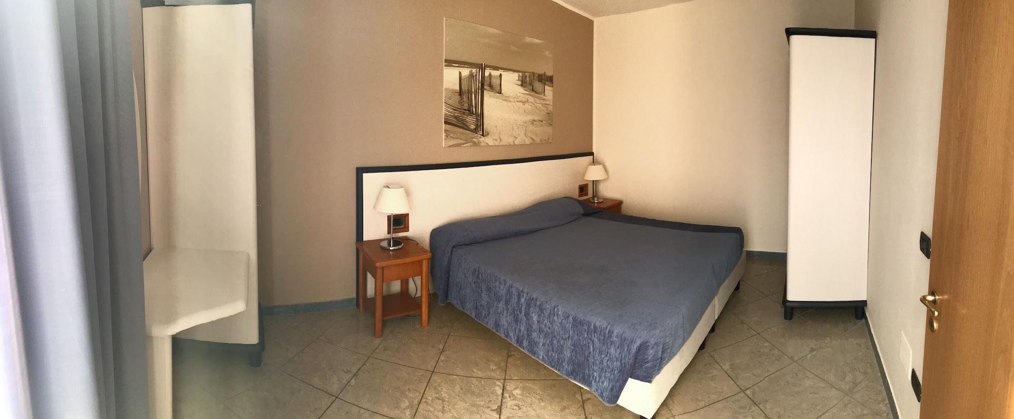 Continental Resort Tirrenia Buitenkant foto