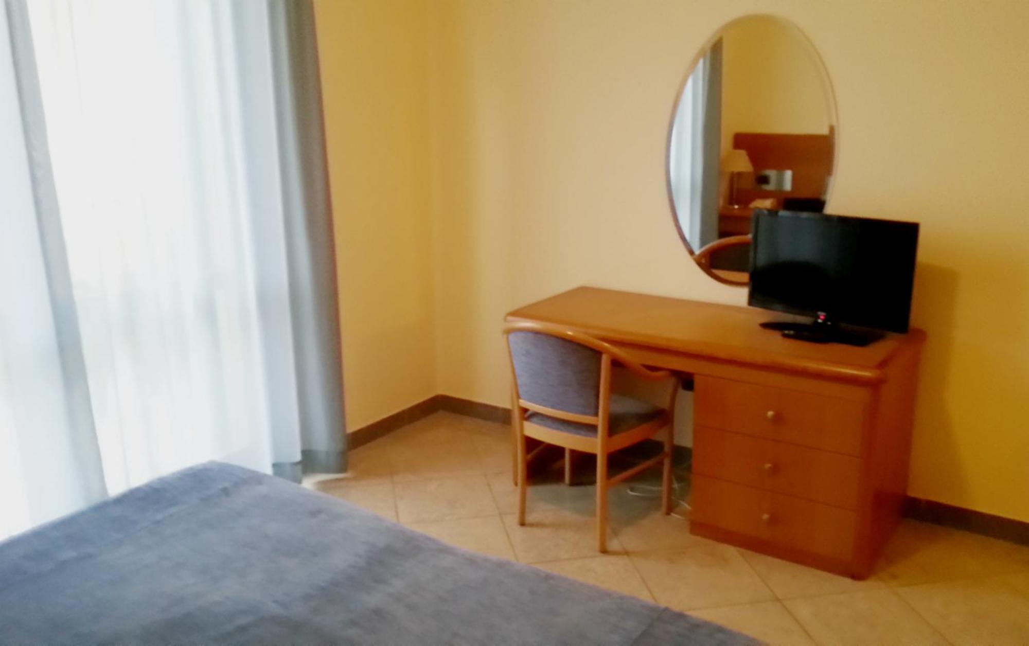 Continental Resort Tirrenia Kamer foto